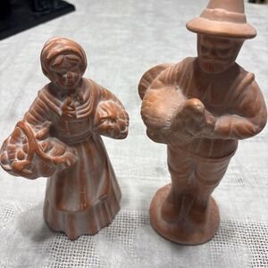 Thanksgiving Pilgrims Manand Woman Folk Art Figures Terracotta Whitewashed Clay